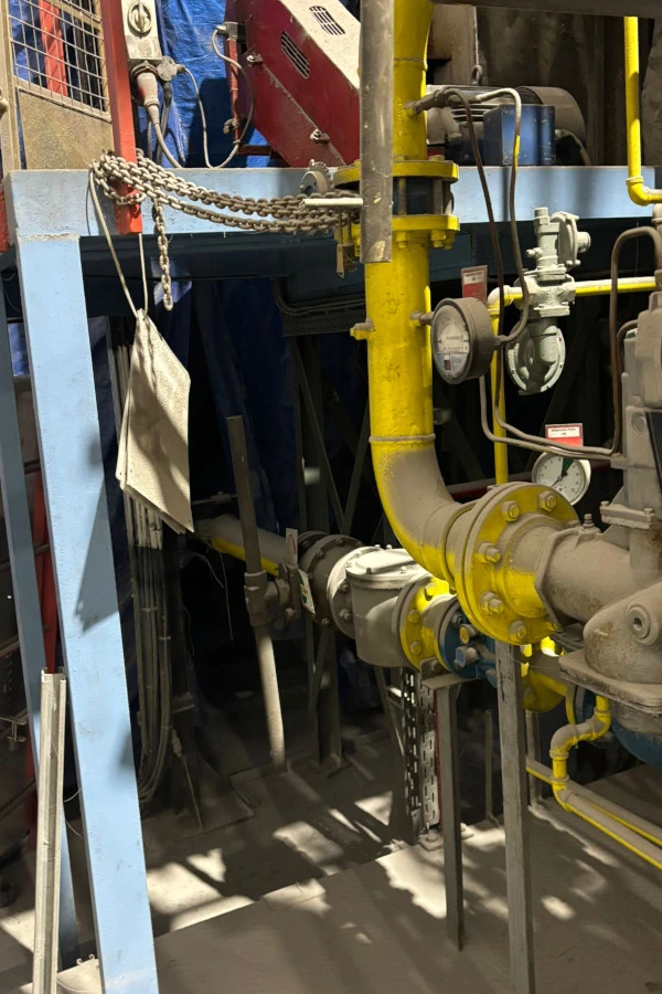 Gas line removal before 3