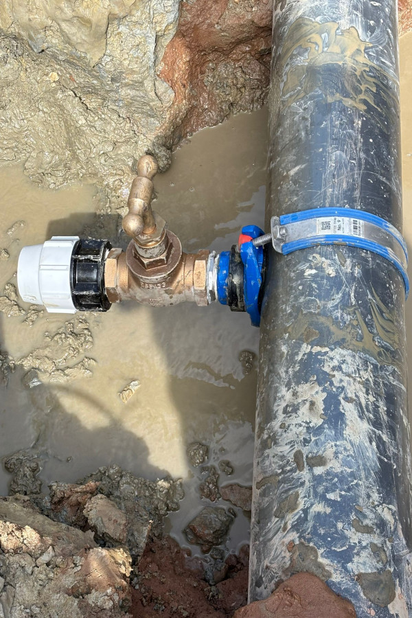 Live water connection 2